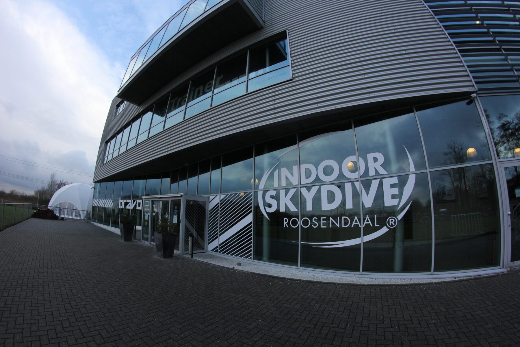 indoor_skydive_roosendaal