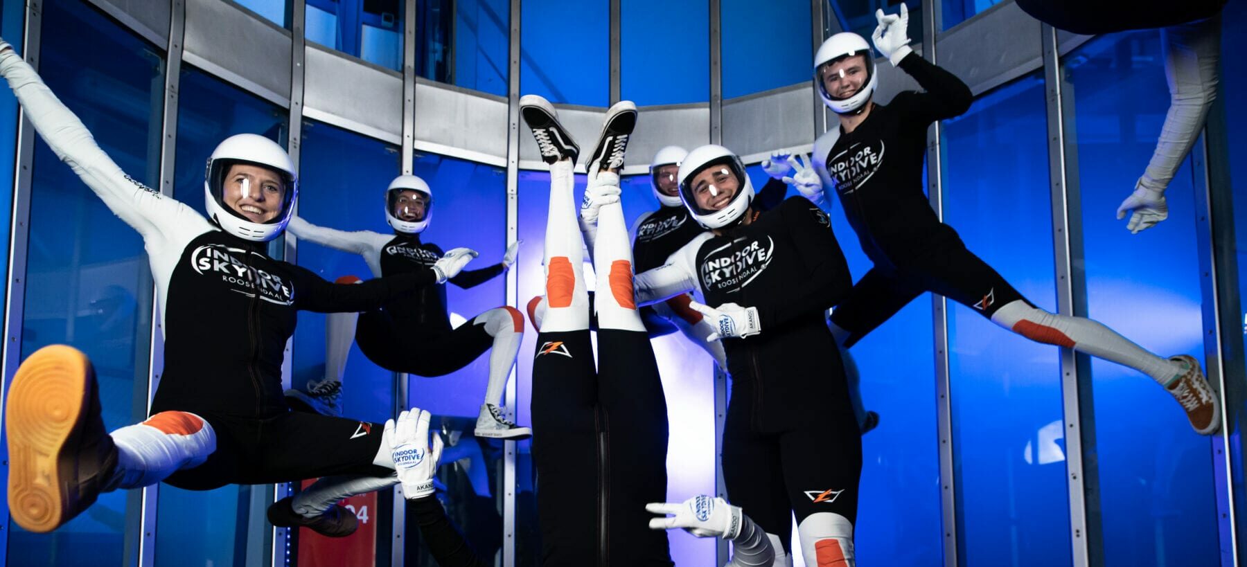 Hoe trainen instructeurs van Indoor Skydive Roosendaal de eigen vaardigheden?